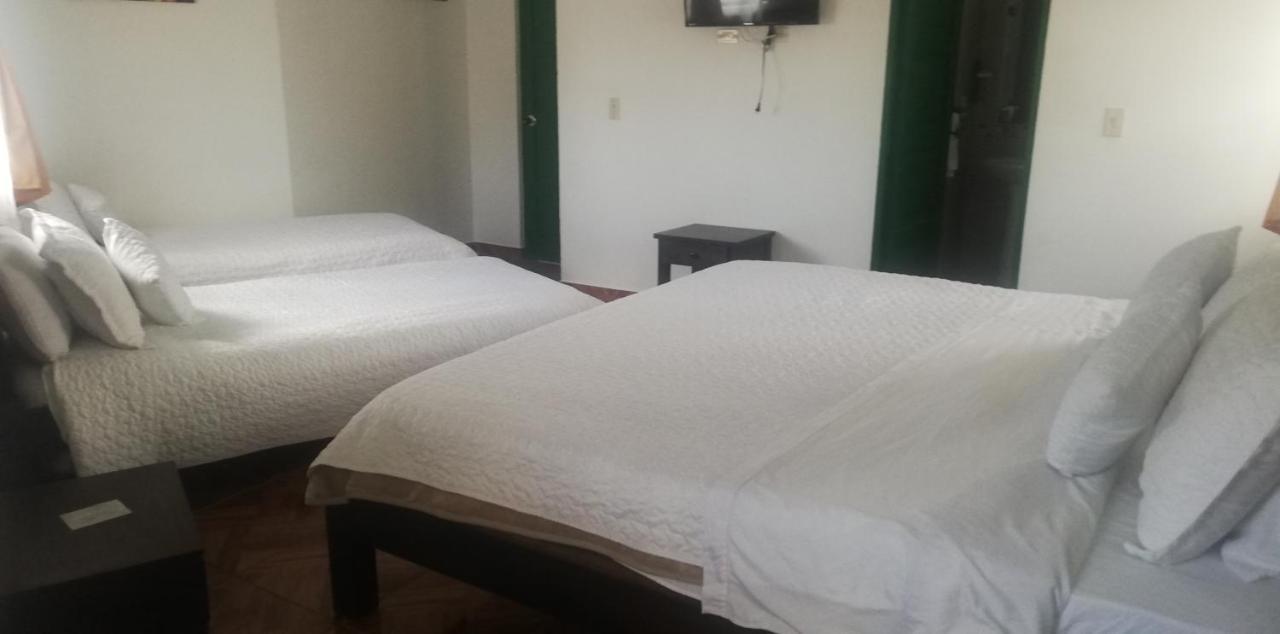 Esquina Colonial Hotel บียาเดเลย์บา ภายนอก รูปภาพ