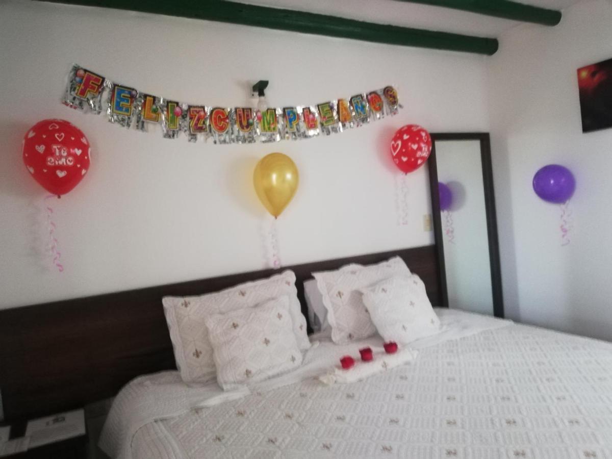 Esquina Colonial Hotel บียาเดเลย์บา ภายนอก รูปภาพ